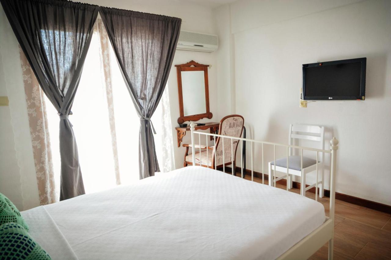 Parva Port Apartment อาเลอเจอติ ภายนอก รูปภาพ