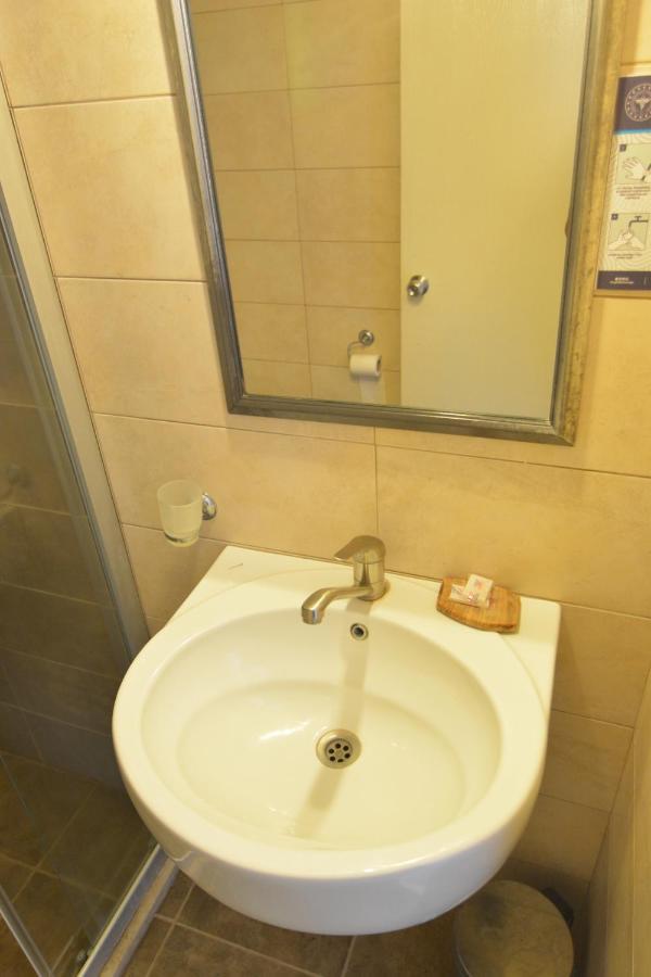 Parva Port Apartment อาเลอเจอติ ภายนอก รูปภาพ