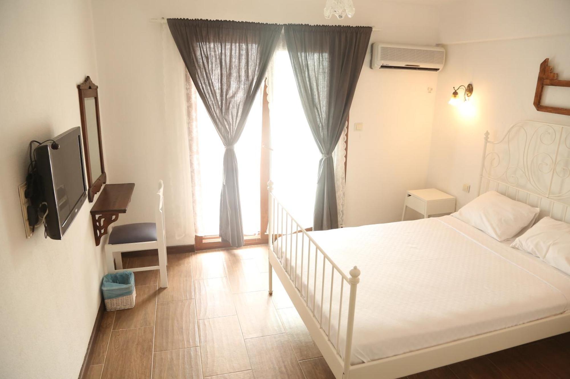 Parva Port Apartment อาเลอเจอติ ภายนอก รูปภาพ